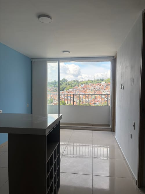 Apartamento de 2 alcobas en arriendo en Quebrada La Iglesia Ii, Bucaramanga, 53 m² · foto 2 de 9