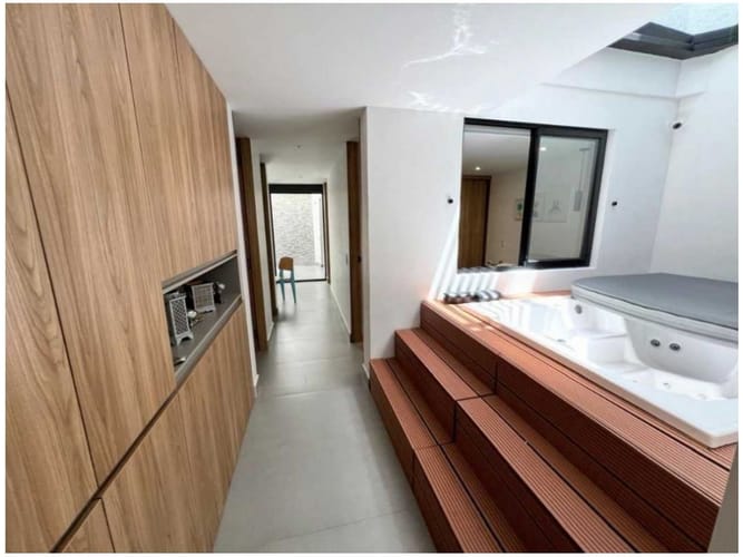 Casa de 3 alcobas en venta en Miravalle, Medellín, 192 m² · foto 10 de 10