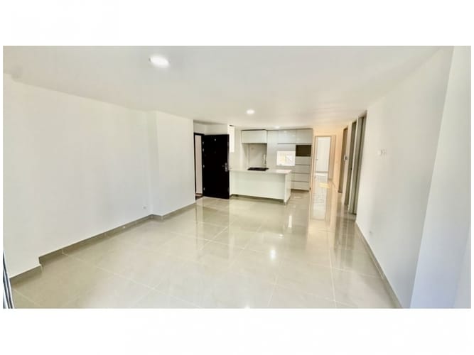 Apartamento de 3 alcobas en venta en Laureles, Medellín, 98 m² · foto 3 de 14
