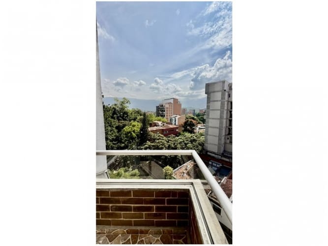Apartamento de 3 alcobas en venta en Laureles, Medellín, 98 m² · foto 9 de 14