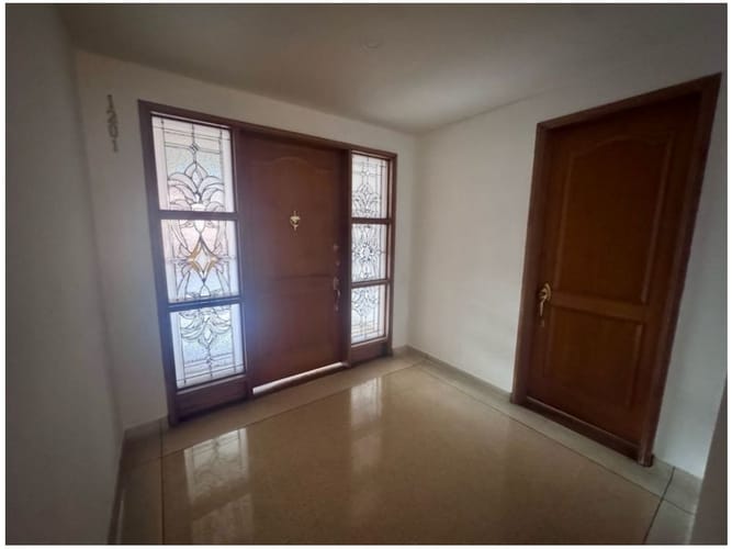 Apartamento de 3 alcobas en venta en Laureles, Medellín, 200 m² · foto 3 de 11