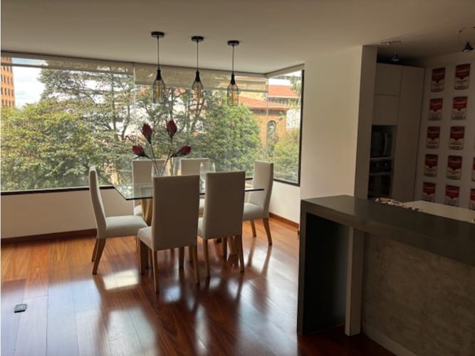 Apartamento de 3 alcobas en arriendo en Chico Norte, Bogotá, 145 m² · foto 2 de 17