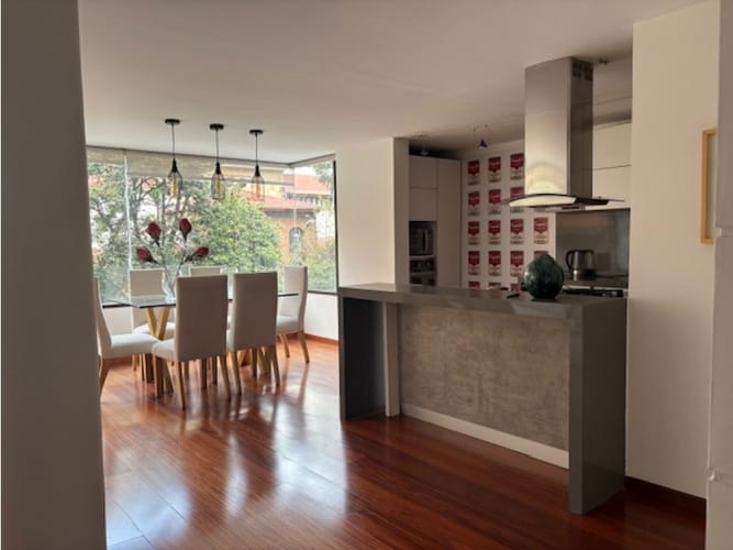 Apartamento de 3 alcobas en arriendo en Chico Norte, Bogotá, 145 m² · foto 16 de 17