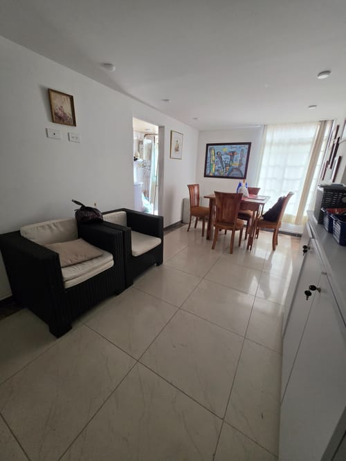 Apartamento de 3 alcobas en venta en Plaza Imperial Centro Comercial, Bogotá, 54 m² · foto 2 de 10