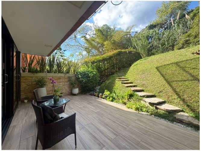 Casa de 3 alcobas en venta en Zuñiga, Envigado, 189 m² · foto 5 de 12