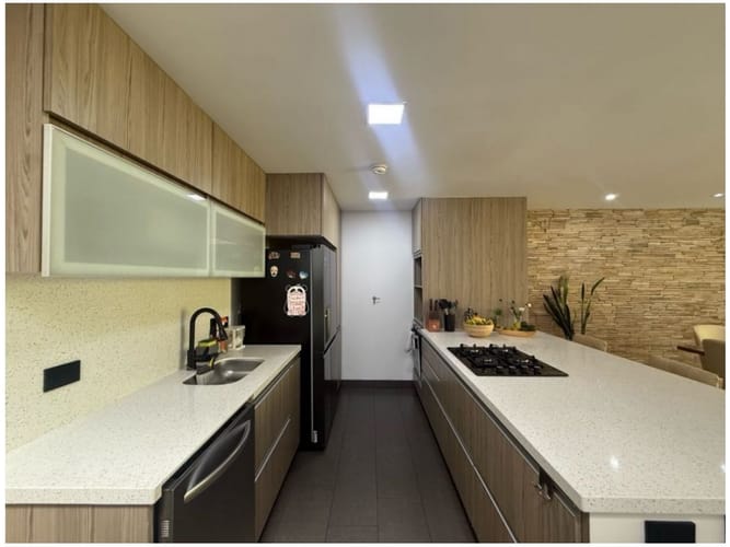 Casa de 3 alcobas en venta en Zuñiga, Envigado, 189 m² · foto 8 de 12