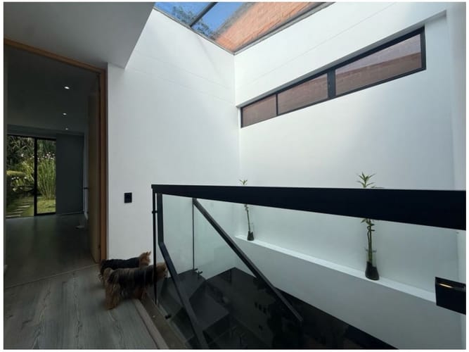 Casa de 3 alcobas en venta en Zuñiga, Envigado, 189 m² · foto 9 de 12