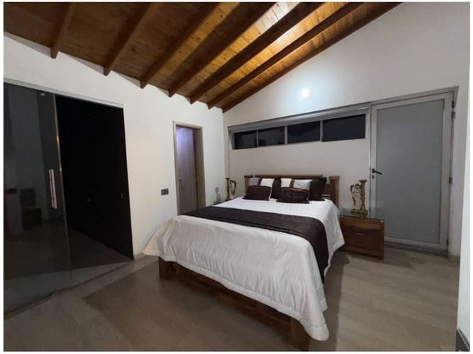 Casa de 4 alcobas en venta en Suramérica, La Estrella, 245 m² · foto 14 de 20
