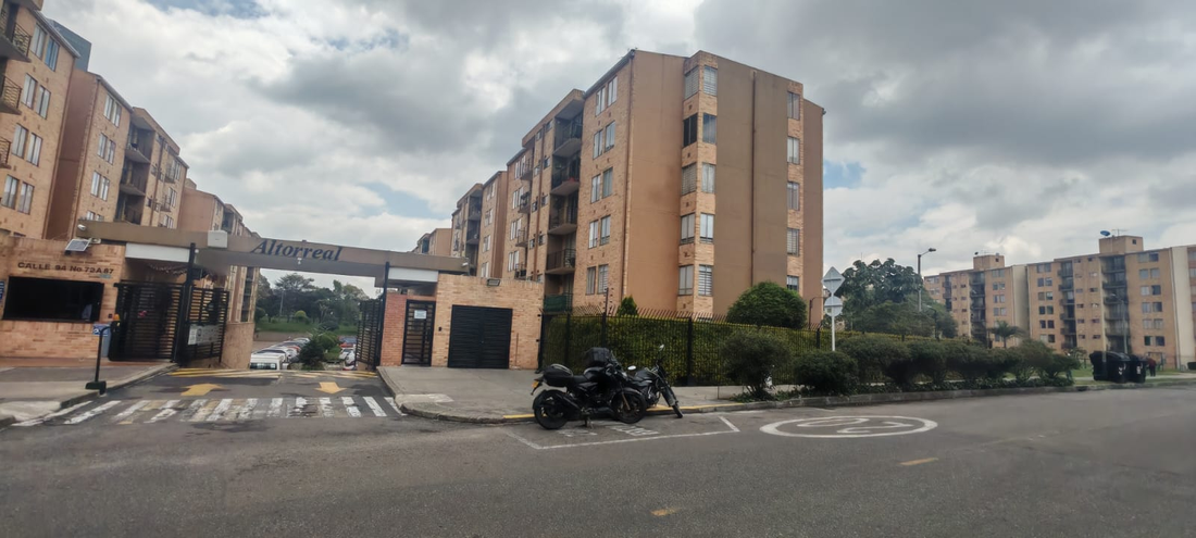 Apartamento de 2 alcobas en venta en Club De Los Lagartos, Bogotá, 65 m² · foto 22 de 22