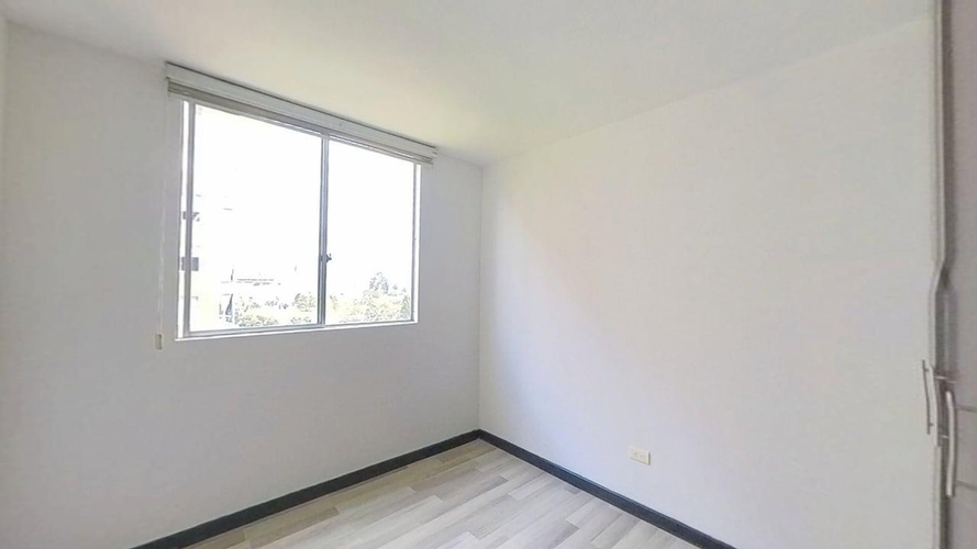 Apartamento de 3 alcobas en venta en Campo Alegre, Bogotá, 59 m² · foto 6 de 24