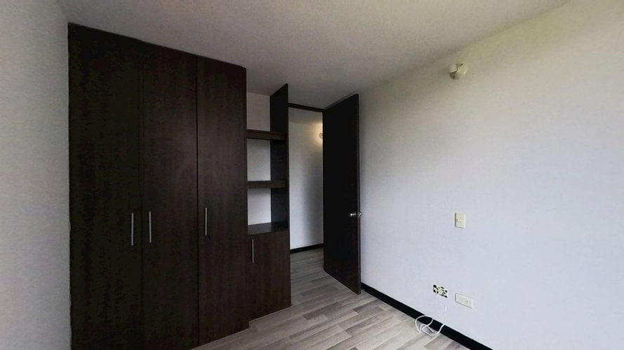 Apartamento de 3 alcobas en venta en Campo Alegre, Bogotá, 59 m² · foto 16 de 24