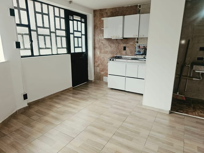Apartaestudio en arriendo en Engativá, Bogotá, 35 m² · foto 4 de 15