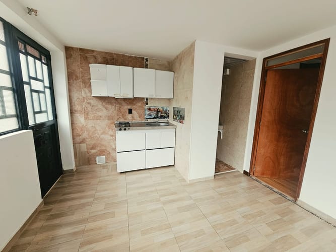Apartaestudio en arriendo en Engativá, Bogotá, 35 m² · foto 12 de 15