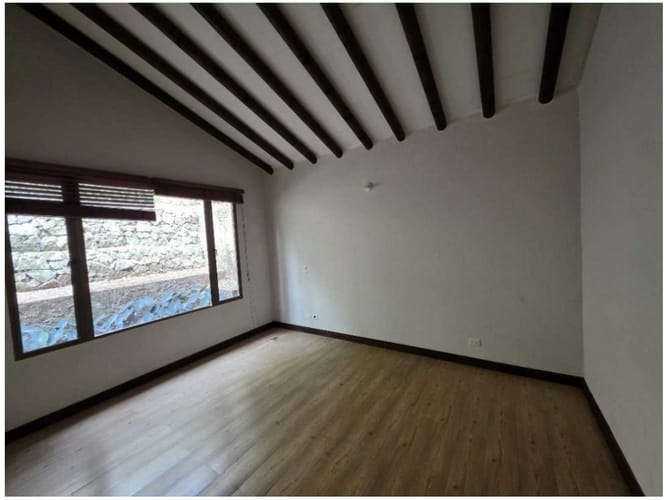 Casa de 4 alcobas en venta en Loma De Las Brujas, Envigado, 304 m² · foto 14 de 21