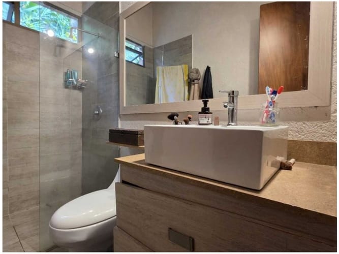 Casa de 4 alcobas en venta en Loma De Las Brujas, Envigado, 304 m² · foto 18 de 21