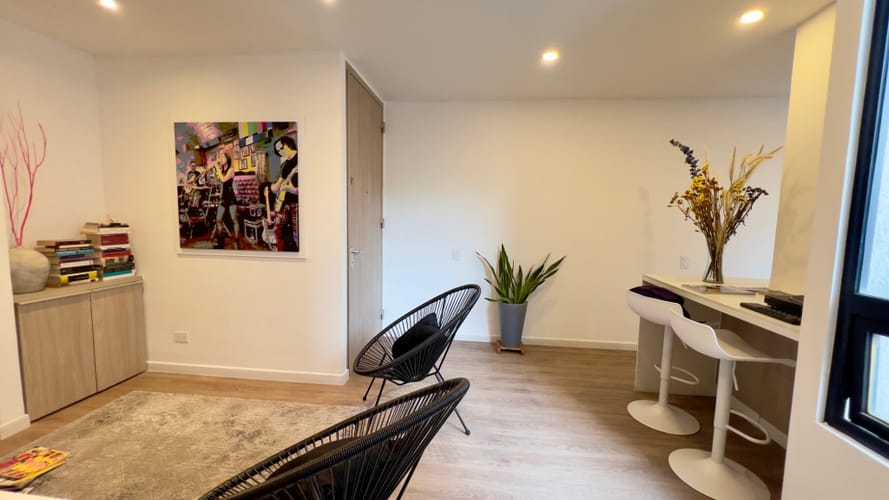 Apartaestudio en arriendo en Las Nieves, Bogotá, 54 m² · foto 2 de 11