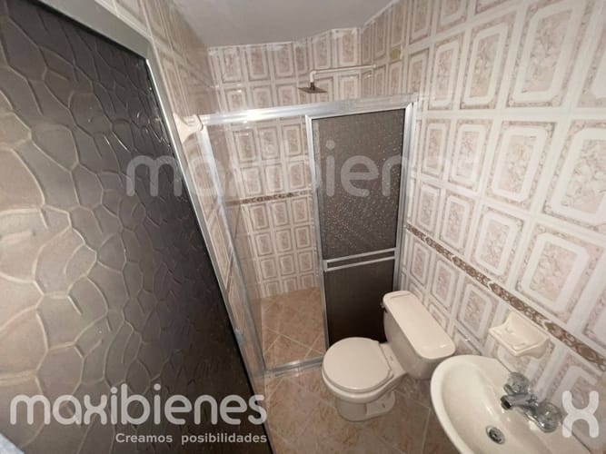 Apartamento de 3 alcobas en arriendo en Santa Mónica, Medellín, 90 m² · foto 9 de 11