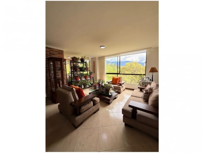 Apartamento de 3 alcobas en venta en Los Balsos, Medellín, 150 m² · foto 1 de 12