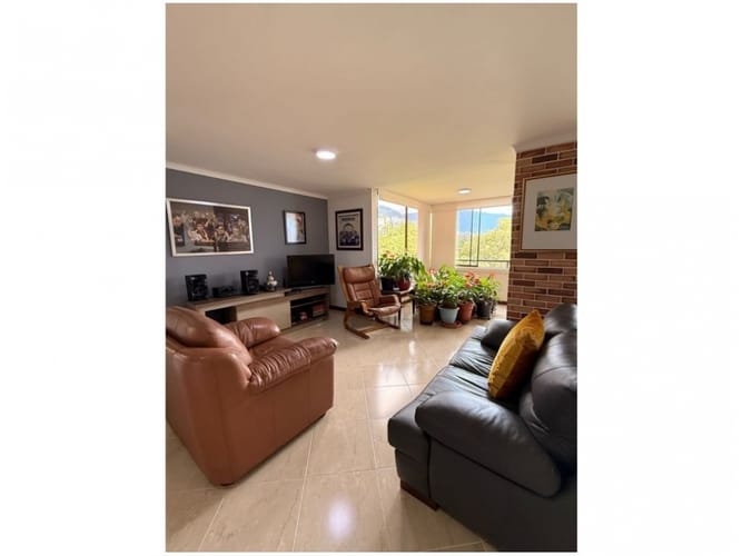 Apartamento de 3 alcobas en venta en Los Balsos, Medellín, 150 m² · foto 4 de 12