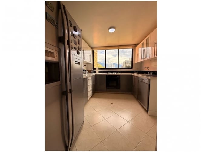 Apartamento de 3 alcobas en venta en Los Balsos, Medellín, 150 m² · foto 5 de 12