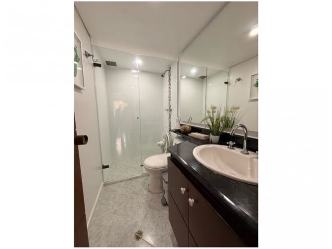 Apartamento de 3 alcobas en venta en Los Balsos, Medellín, 150 m² · foto 9 de 12