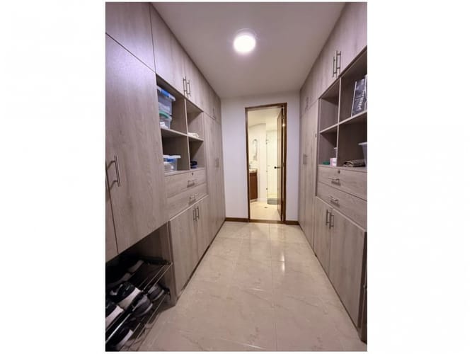 Apartamento de 3 alcobas en venta en Los Balsos, Medellín, 150 m² · foto 11 de 12