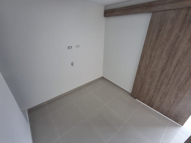Apartamento de 3 alcobas en arriendo en Ciudad Melendez, Cali, 70 m² · foto 18 de 24
