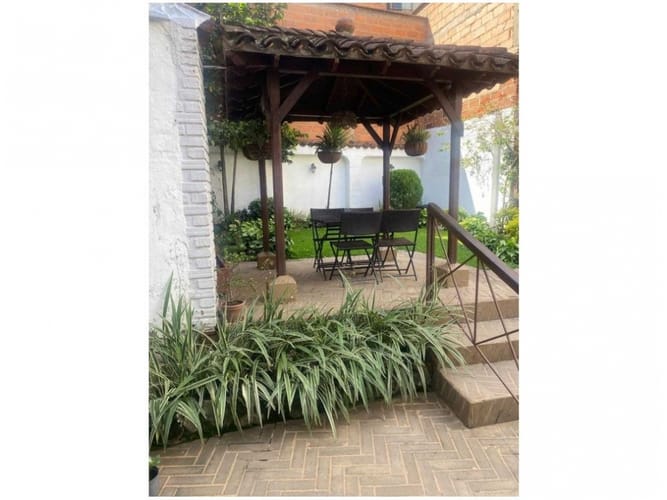 Apartamento de 6 alcobas en venta en La Castellana, Medellín, 398 m² · foto 5 de 20