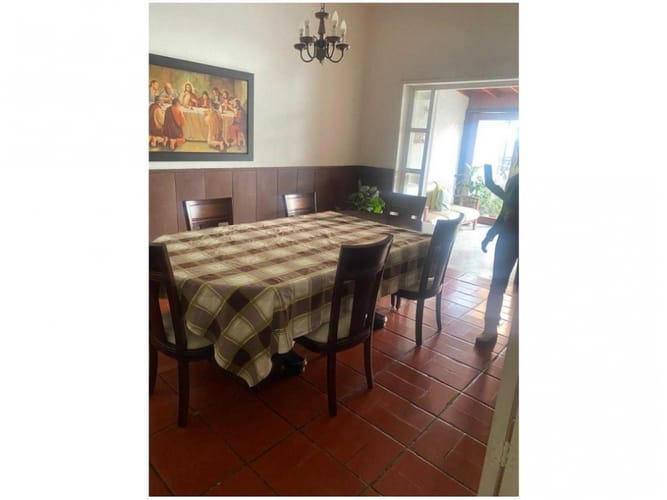 Apartamento de 6 alcobas en venta en La Castellana, Medellín, 398 m² · foto 10 de 20