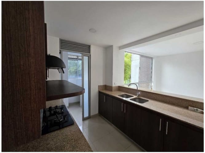 Apartamento de 3 alcobas en venta en Transversal Inferior, Medellín, 125 m² · foto 4 de 13