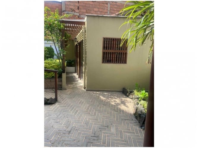 Apartamento de 6 alcobas en venta en La Castellana, Medellín, 398 m² · foto 15 de 20