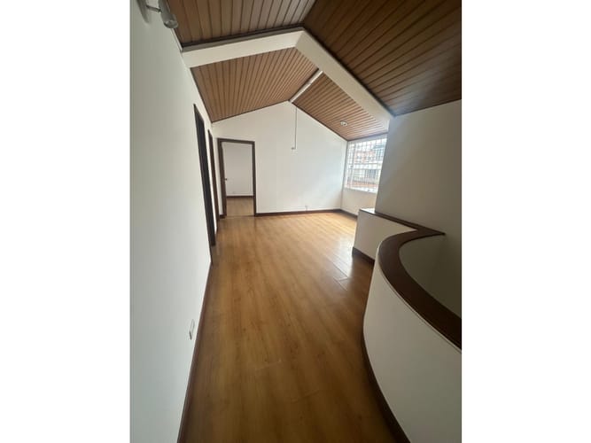 Casa de 3 alcobas en arriendo en Chico, Bogotá, 226 m² · foto 6 de 20