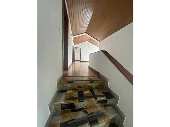 Casa de 3 alcobas en arriendo en Chico, Bogotá, 226 m² · foto 8 de 20