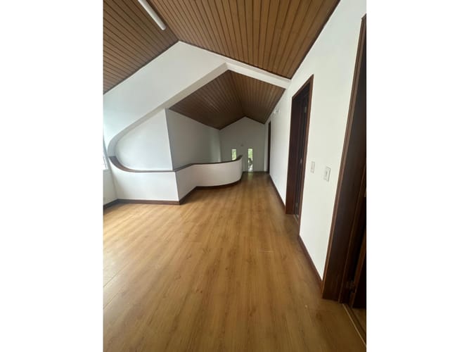 Casa de 3 alcobas en arriendo en Chico, Bogotá, 226 m² · foto 19 de 20