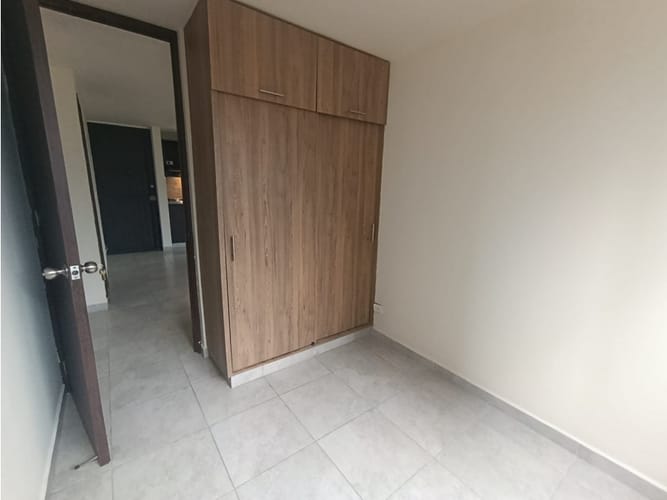 Apartamento de 3 alcobas en arriendo en Centro, Bello, 58 m² · foto 9 de 13