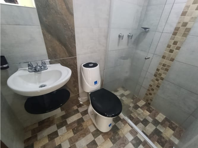 Apartamento de 3 alcobas en arriendo en Centro, Bello, 58 m² · foto 12 de 13