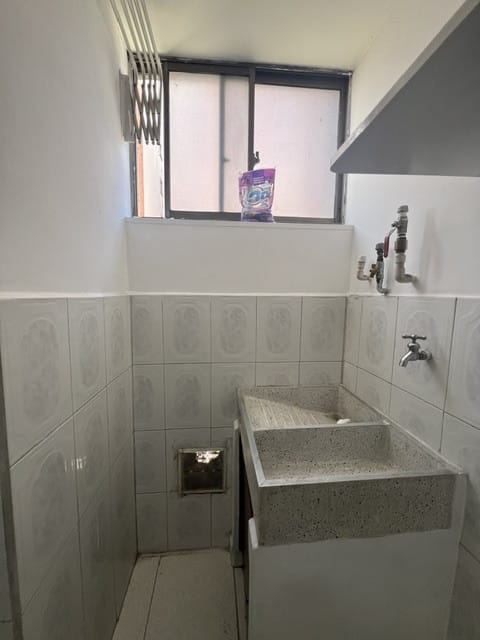 Apartaestudio en arriendo en Alcala, Bogotá, 34 m² · foto 9 de 17
