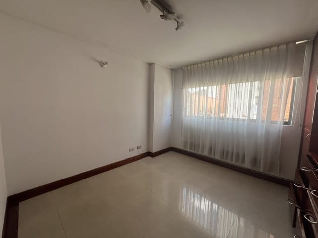 Apartaestudio en arriendo en Alcala, Bogotá, 34 m² · foto 10 de 17