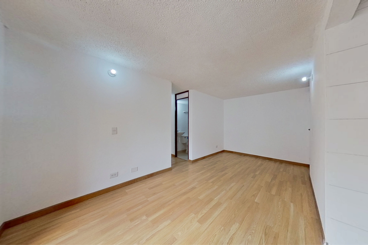 Apartamento de 3 alcobas en venta en Fontanar Del Río, Bogotá, 55 m² · foto 3 de 15