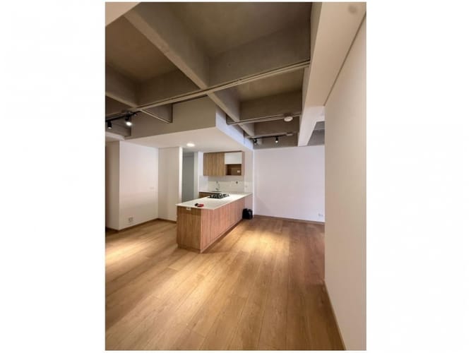 Apartamento de 2 alcobas en venta en La Orquidea, Envigado, 79 m² · foto 2 de 7