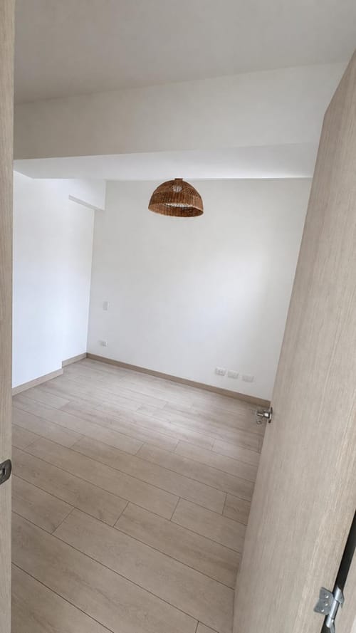 Apartamento de 2 alcobas en arriendo en Las Vegas, Envigado, 66 m² · foto 3 de 16