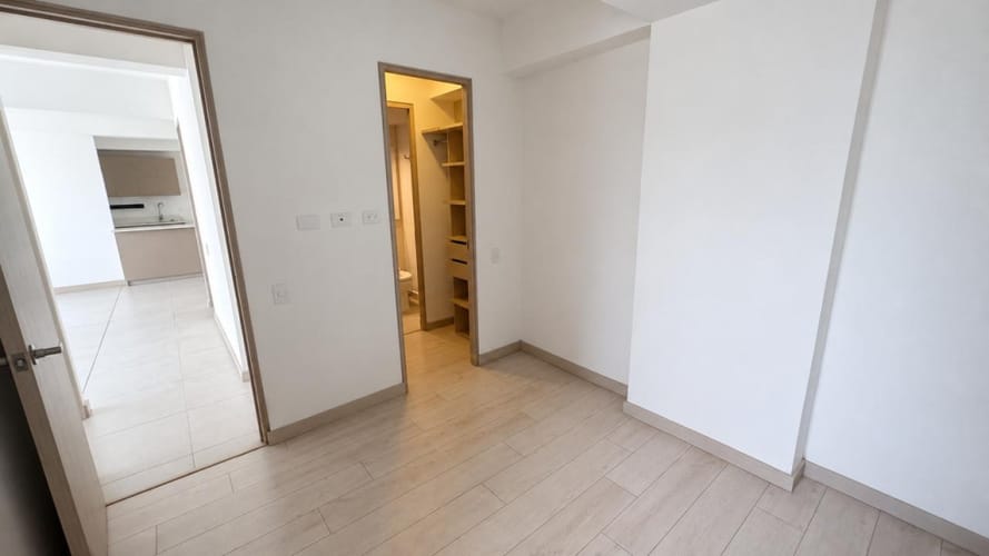 Apartamento de 2 alcobas en arriendo en Las Vegas, Envigado, 66 m² · foto 4 de 16