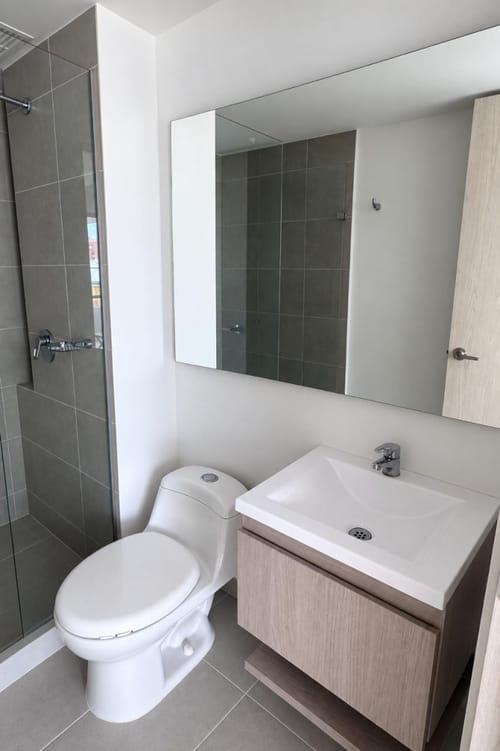 Apartamento de 2 alcobas en arriendo en Las Vegas, Envigado, 66 m² · foto 5 de 16