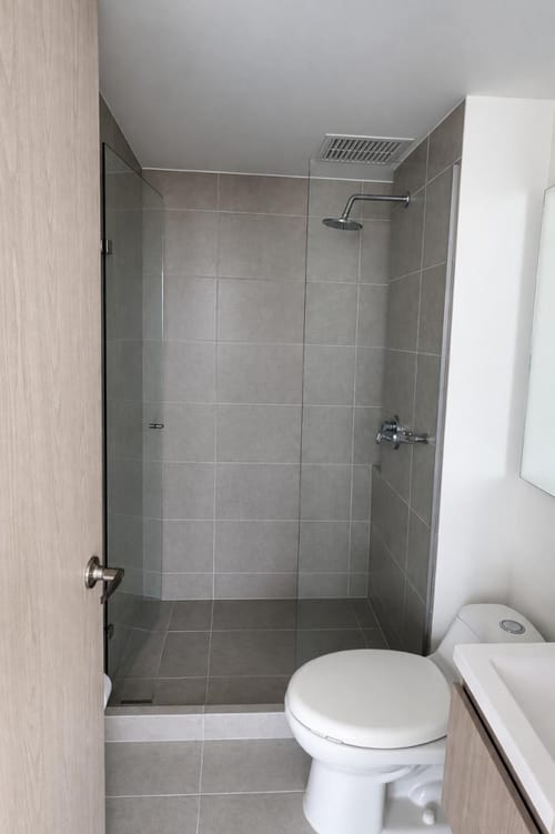 Apartamento de 2 alcobas en arriendo en Las Vegas, Envigado, 66 m² · foto 6 de 16