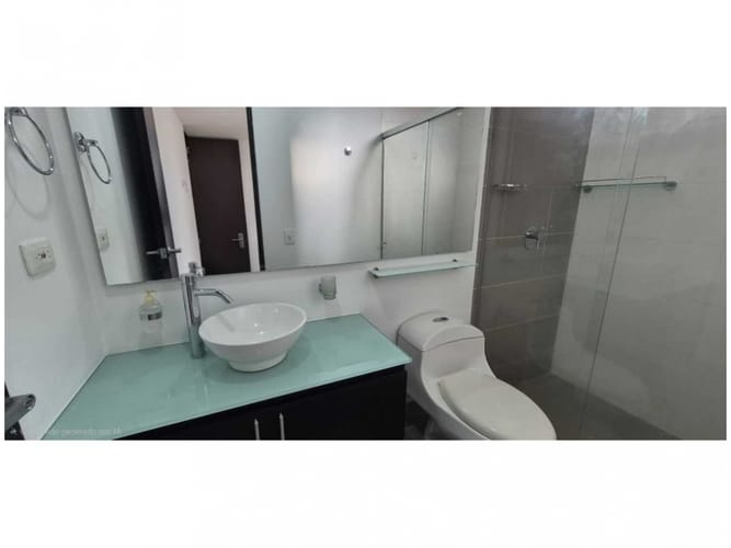 Apartamento de 3 alcobas en venta en Loma De Las Brujas, Envigado, 106 m² · foto 16 de 21