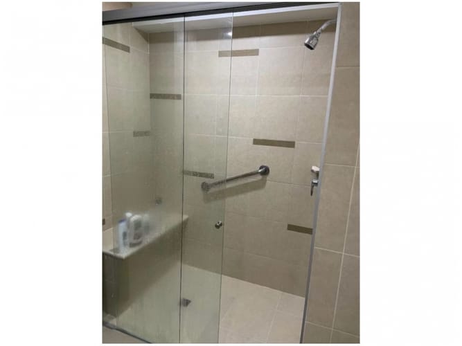Apartamento de 1 alcoba en venta en Oviedo, Medellín, 52 m² · foto 5 de 21