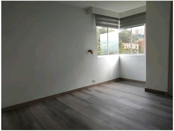 Apartamento de 3 alcobas en venta en El Poblado, Medellín, 95 m² · foto 7 de 10