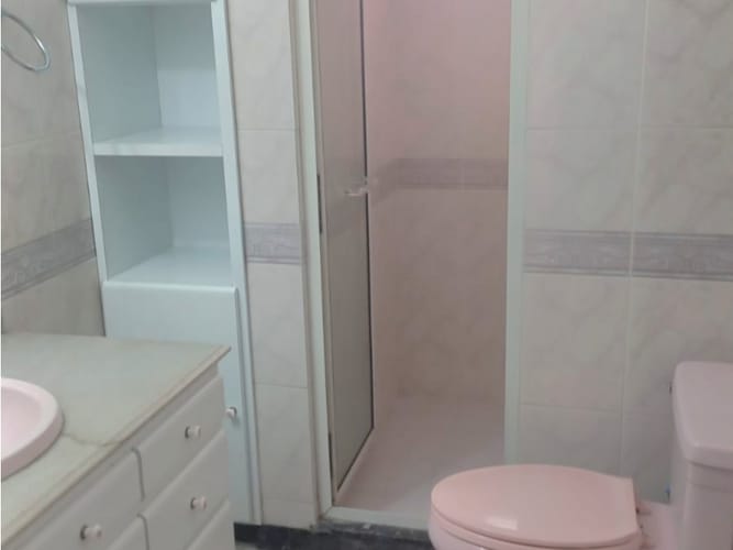 Apartamento de 3 alcobas en venta en Villanueva, Medellín, 175 m² · foto 3 de 11