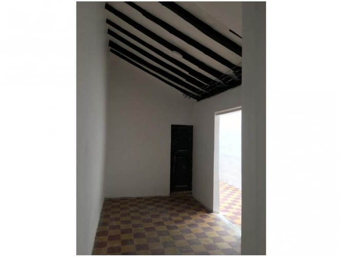 Casa en venta en Boston, Medellín, 168 m² · foto 2 de 6