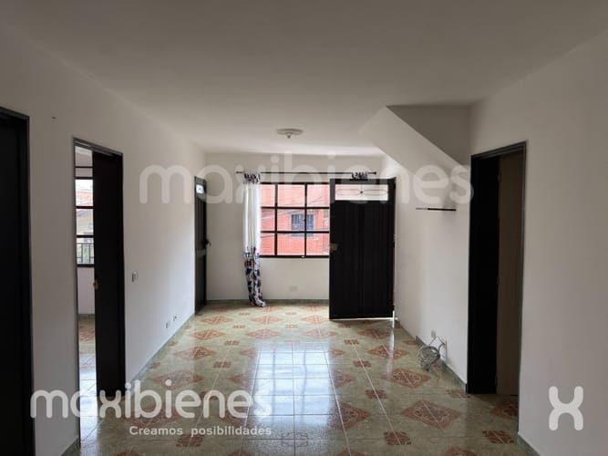Casa de 3 alcobas en arriendo en Actividad Multiple, Copacabana, 97 m² · foto 2 de 11